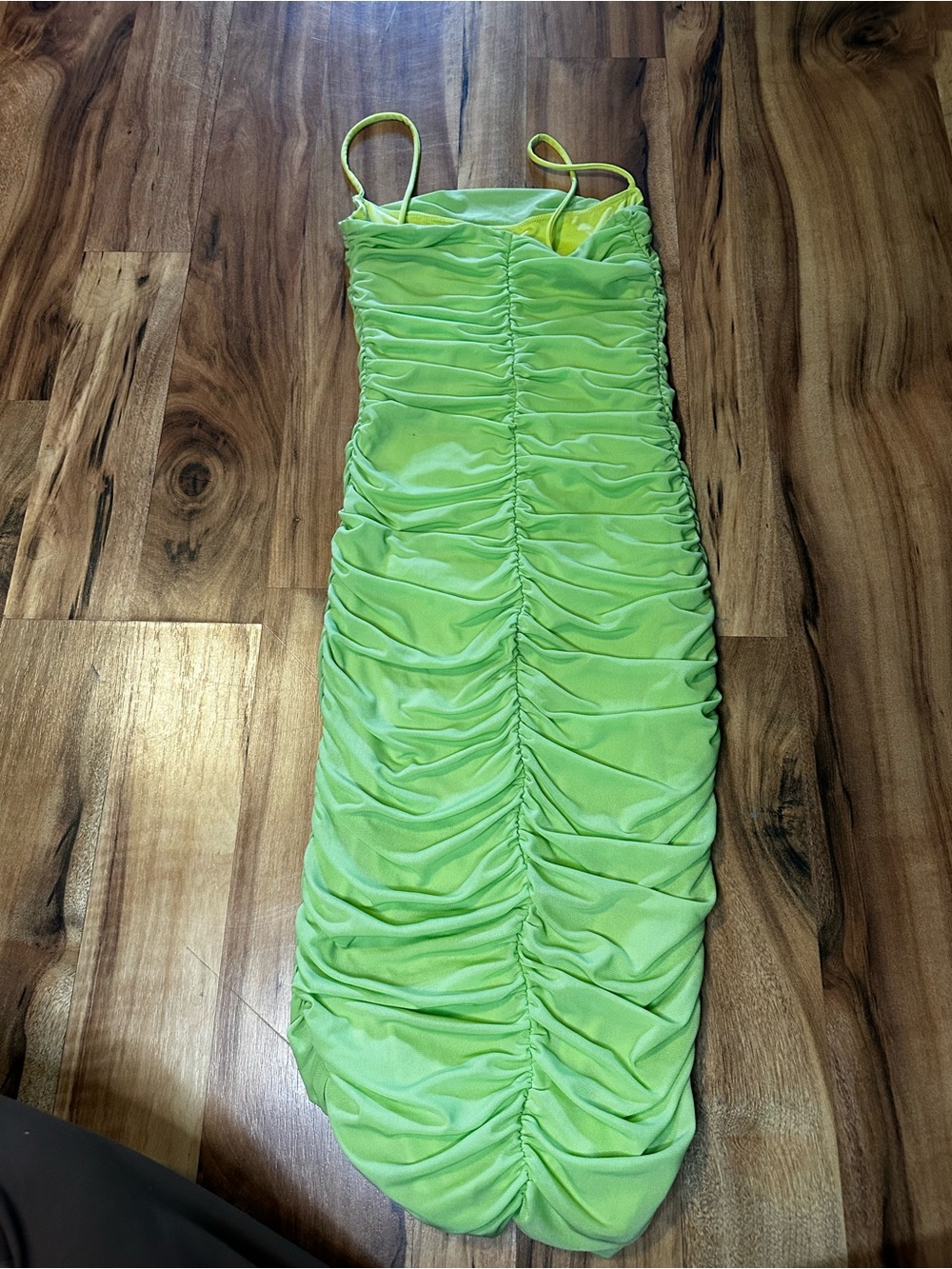 Oh Polly Dress Womens US 8 Neon Green Ruched Cowl Neck Bodycon Midi Y2K - Picture 8 of 9